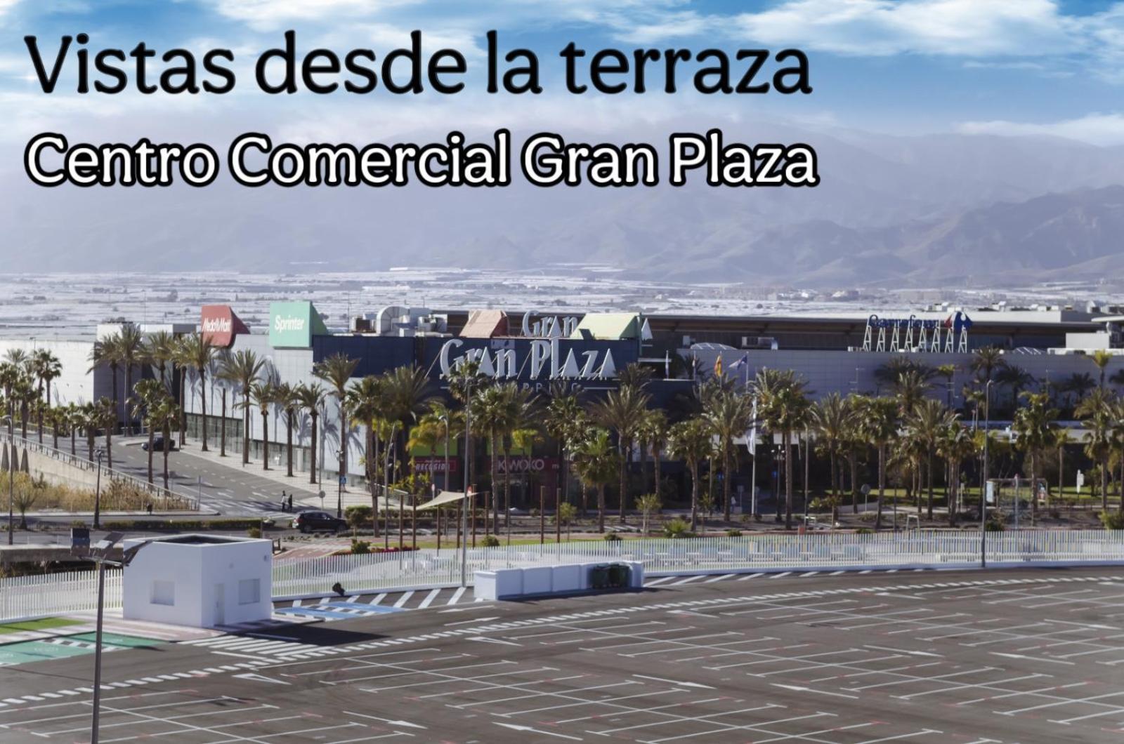 Atico Junto Al Teatro Auditorio De Roquetas De Mar Exterior photo